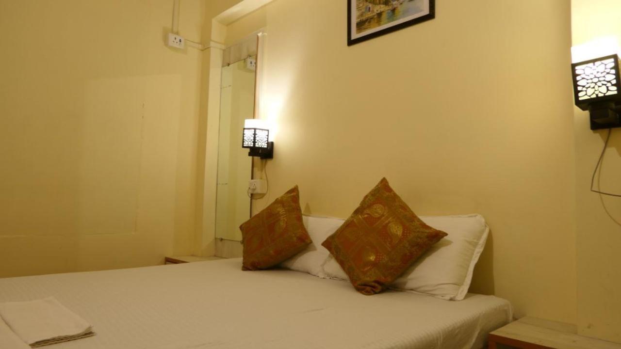Yogi Soul P Guesthouse Bénarès Extérieur photo