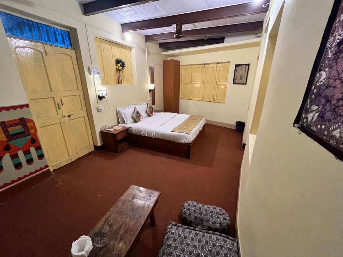 Yogi Soul P Guesthouse Bénarès Extérieur photo
